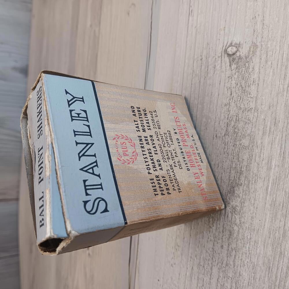 Vintage Stanley Ball Point Salt and Pepper Shakers